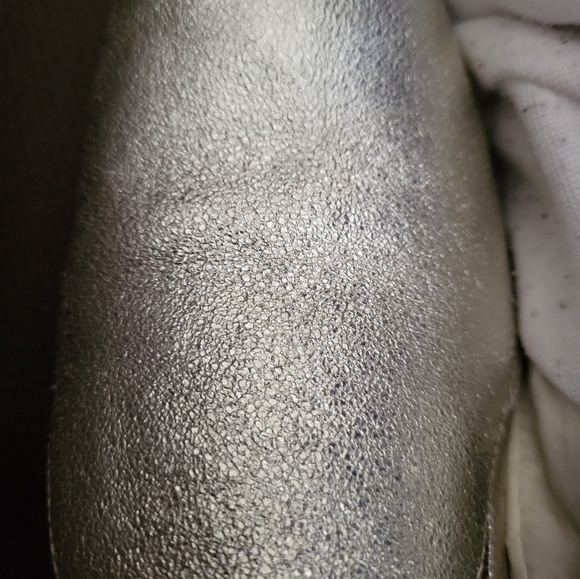 Naturalizer gold shoes size 10 - Picture 4 of 6